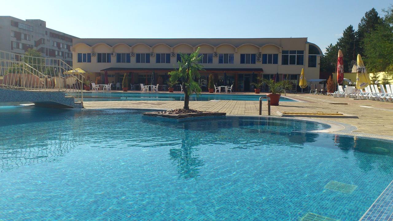 Hotel Mimoza Razgrad Exterior photo